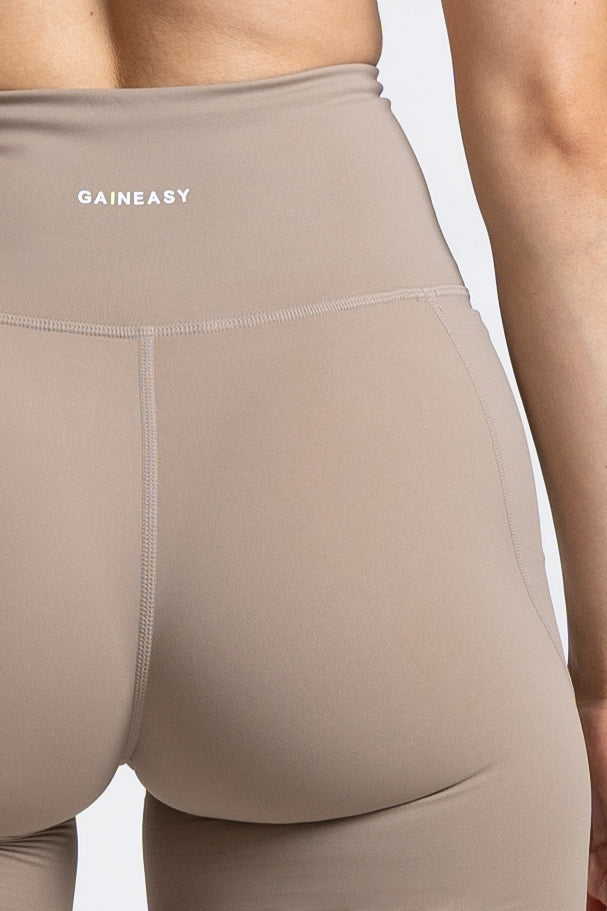 Racer Side Pocket Shorts - Sand Brown