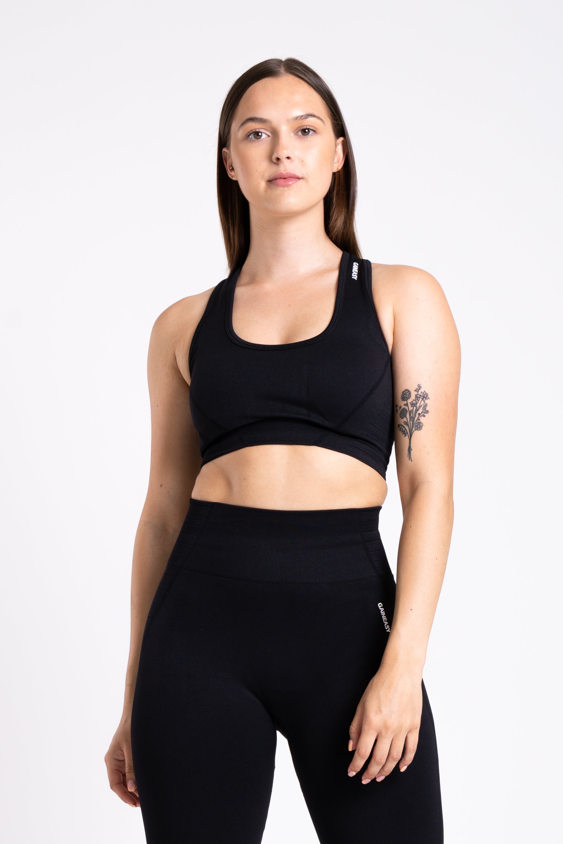 Evolve Seamless Sports Bra - Pitch Black