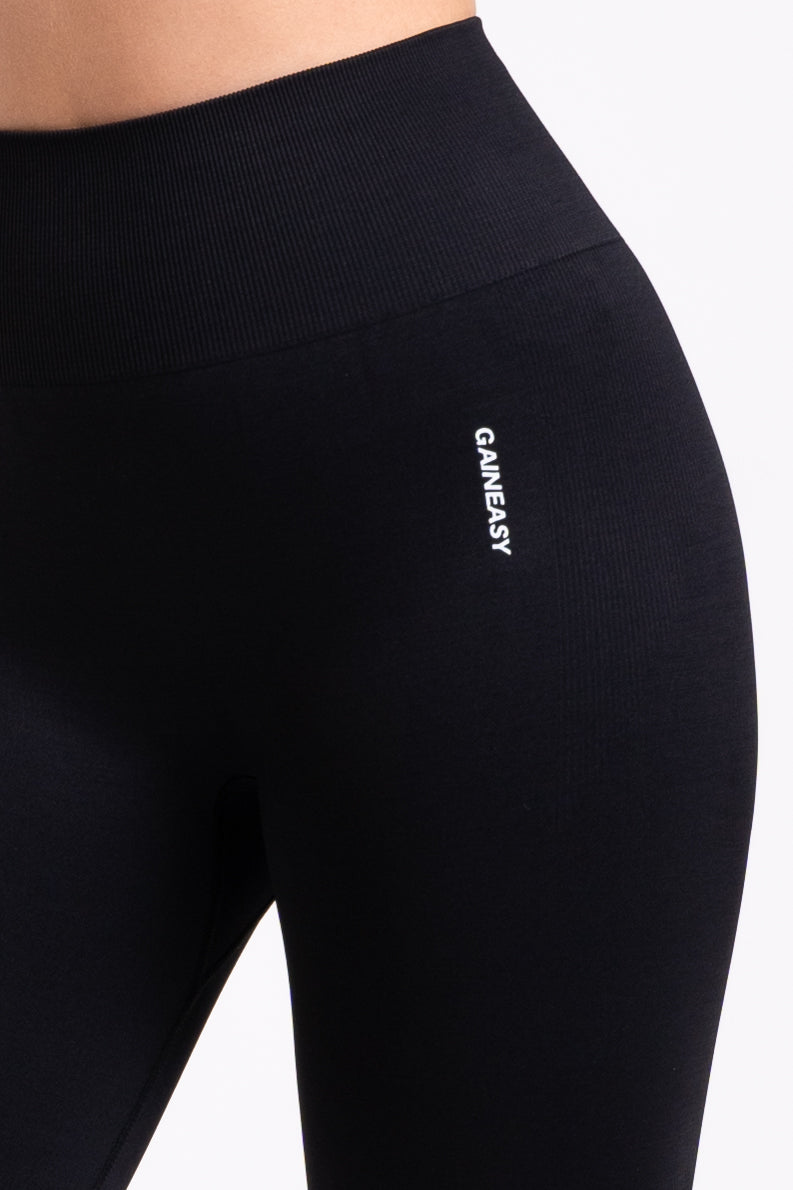 Reflex Sustainable Leggings - Onyx Black