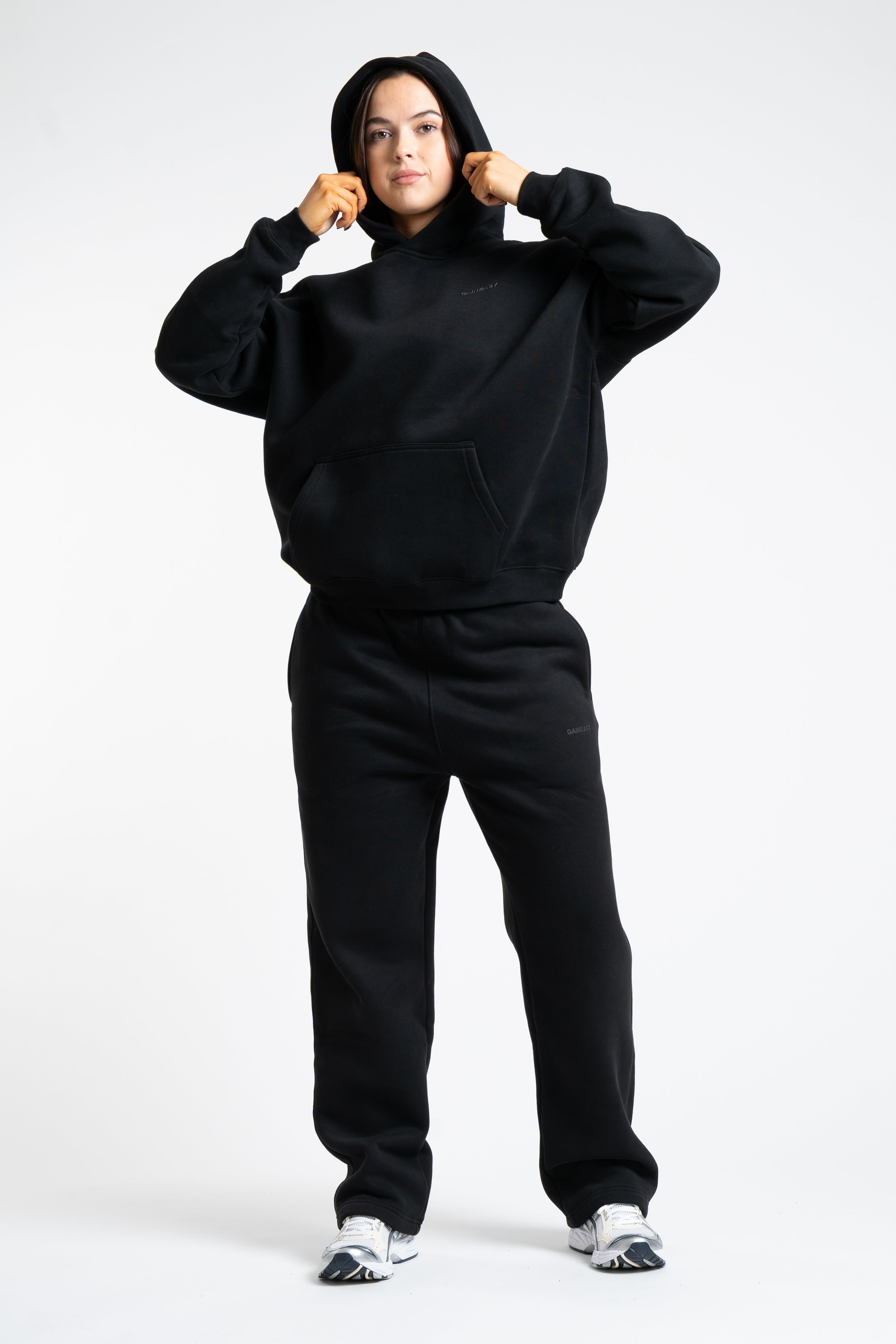 Warm Up Oversized Hoodie - Midnight Black
