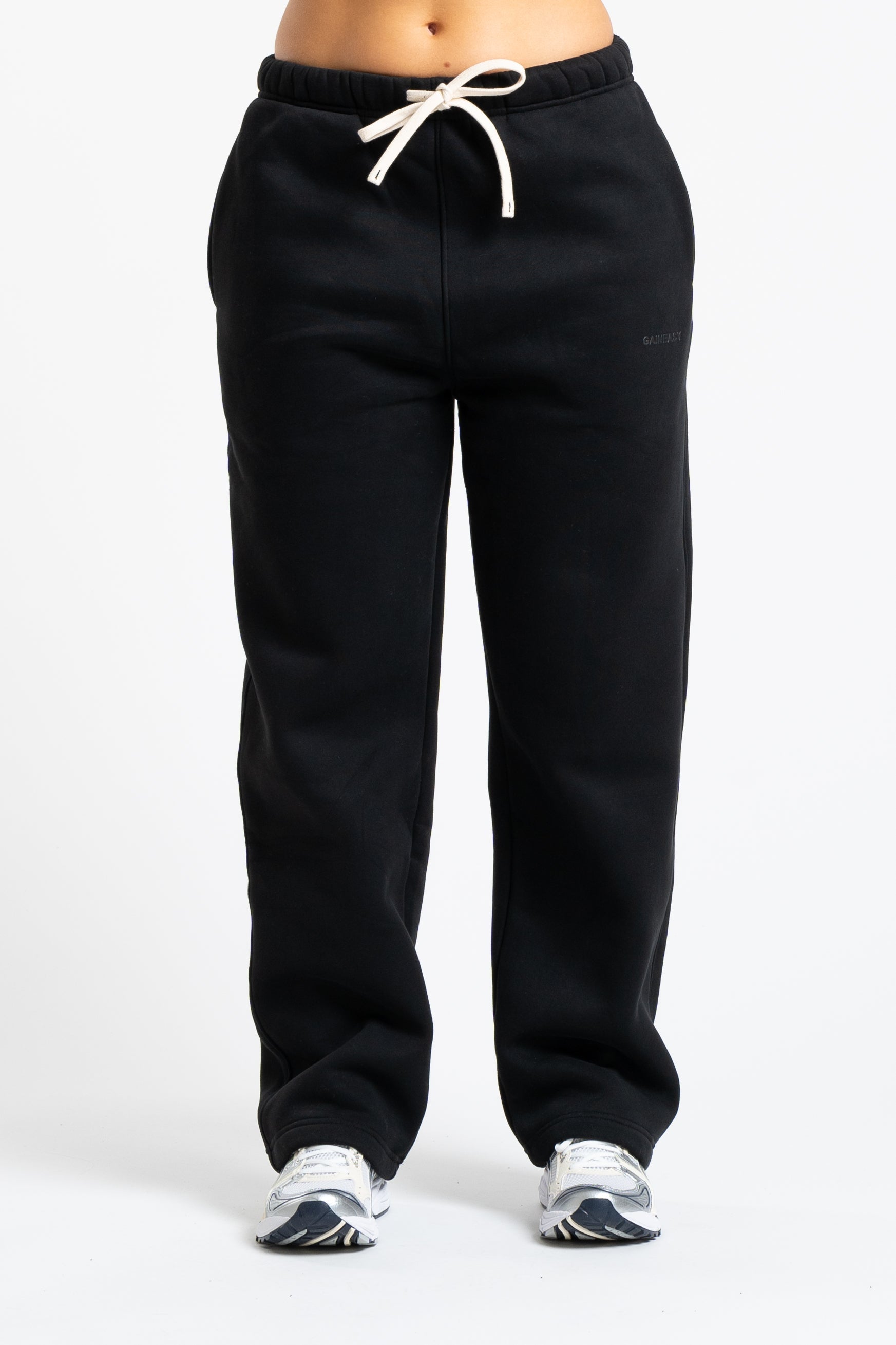 Warm Up Straight Leg Sweatpants - Midnight Black