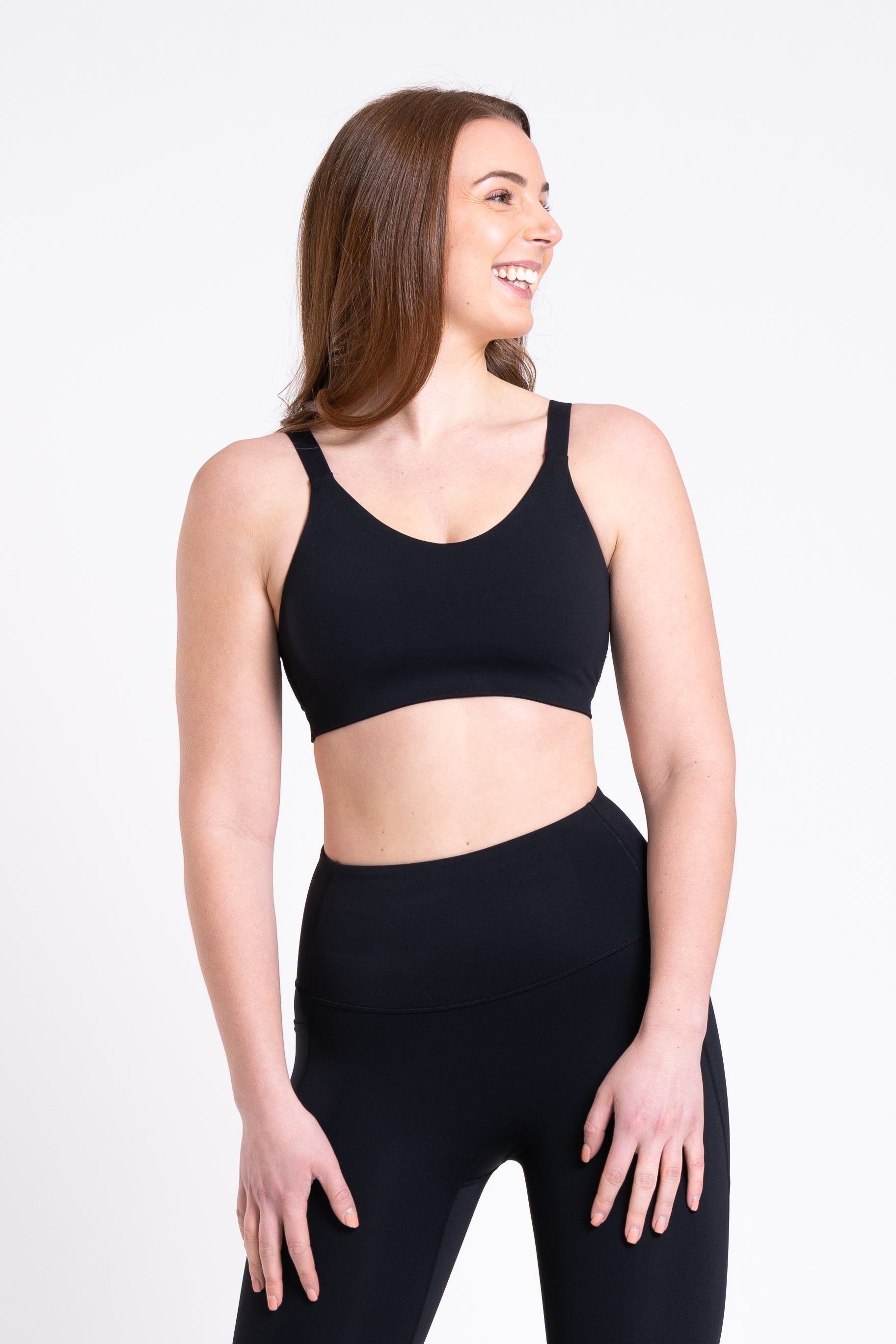 Racer Sports Bra - Jet Black