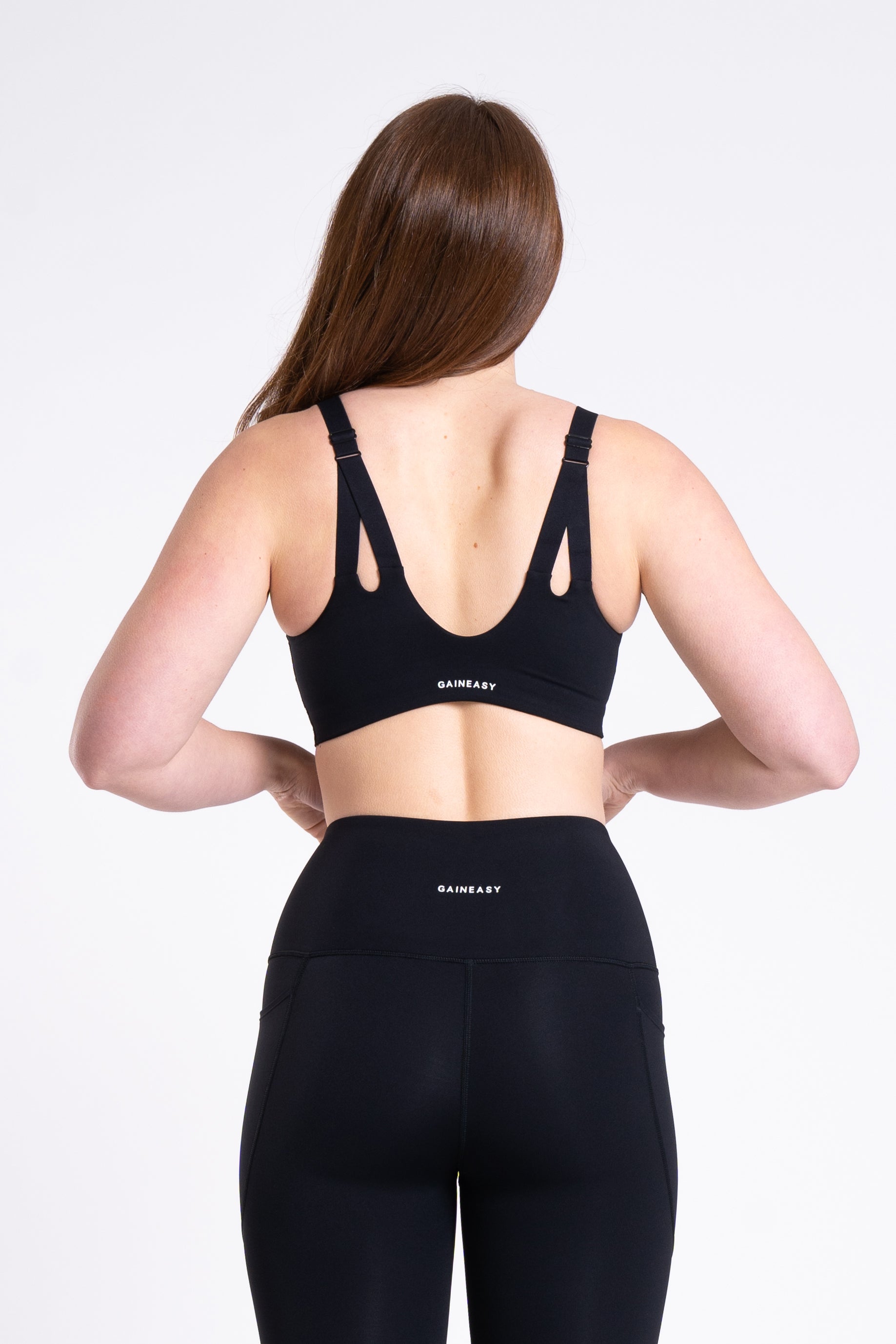 Racer Sports Bra - Jet Black