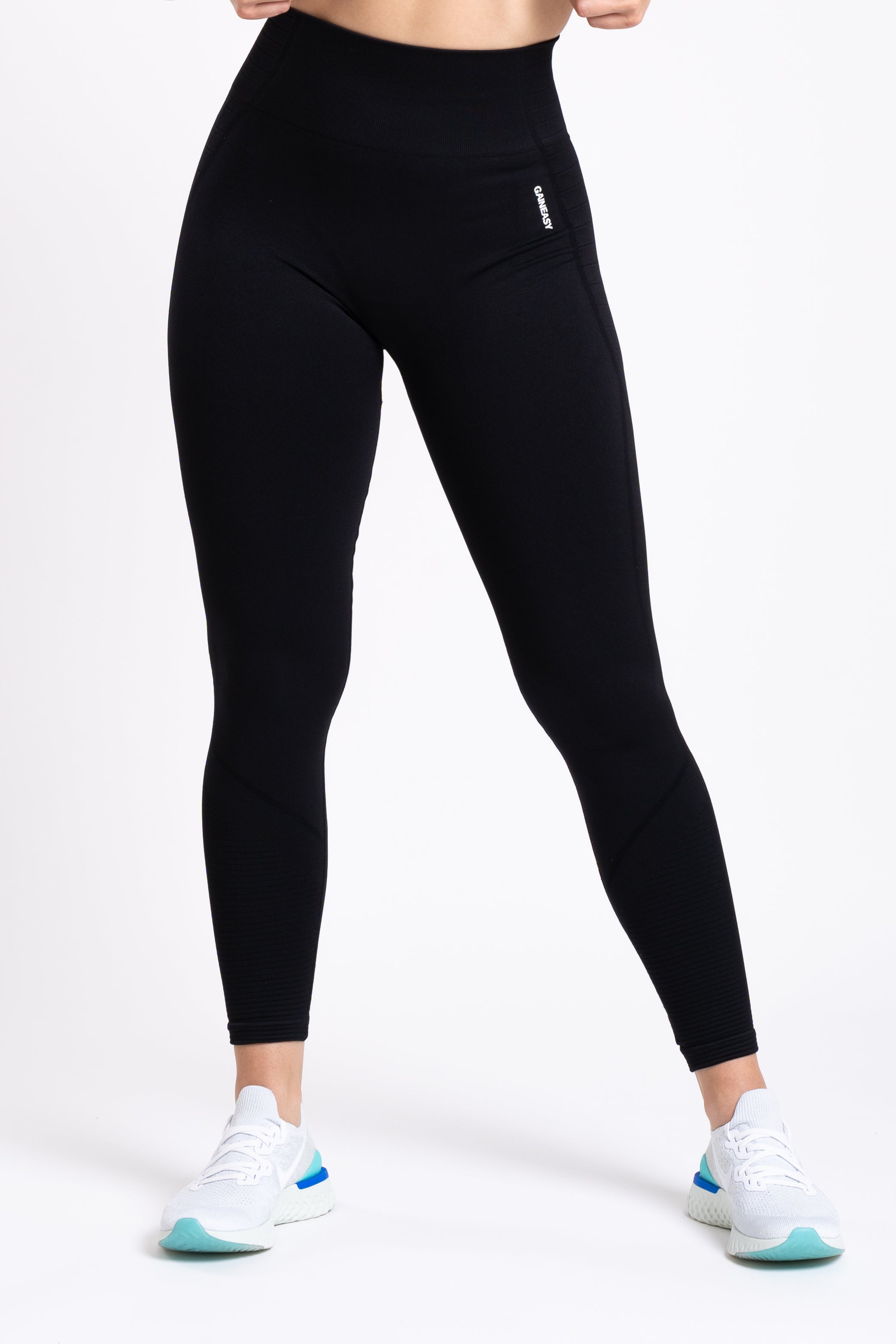 Evolve Seamless 4 Pack - Pitch Black
