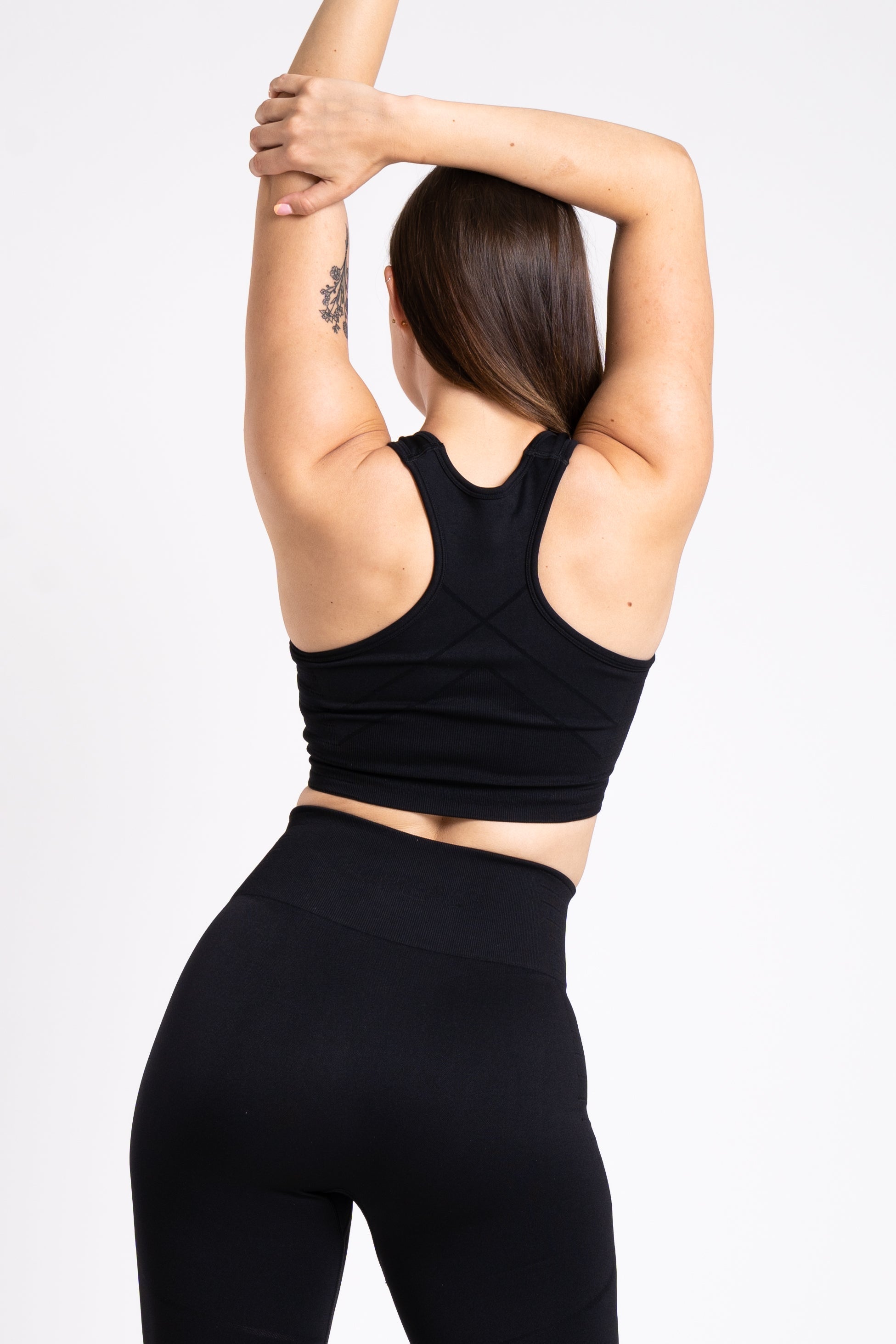 Evolve Seamless Sports Bra - Pitch Black